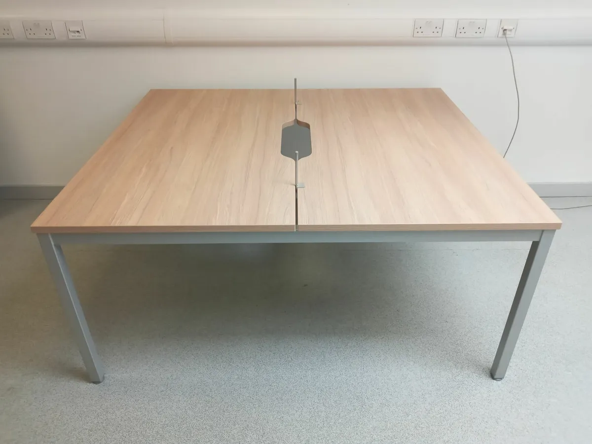 Delivery - Set of 2 Modular Desks with Divider - Image 2