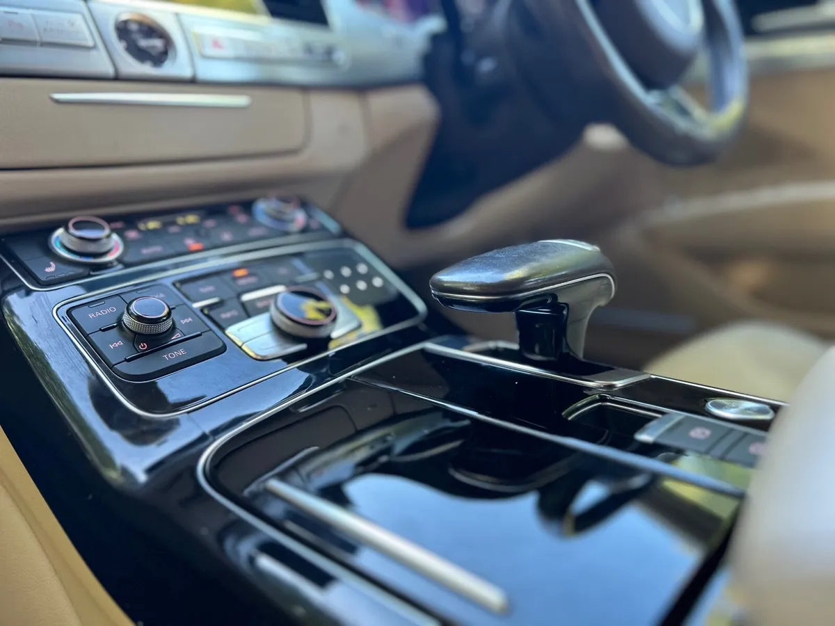 Stunning 2016 Audi A8 3,0 diesel Quattro - Image 4