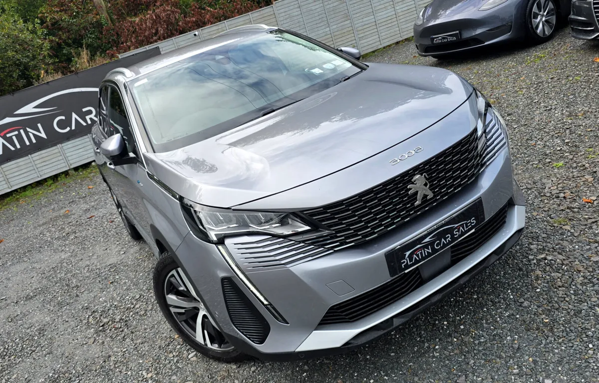 🔥 2021 Peugeot 3008 HYBRID2 PHEV 225bhp Allure - Image 3