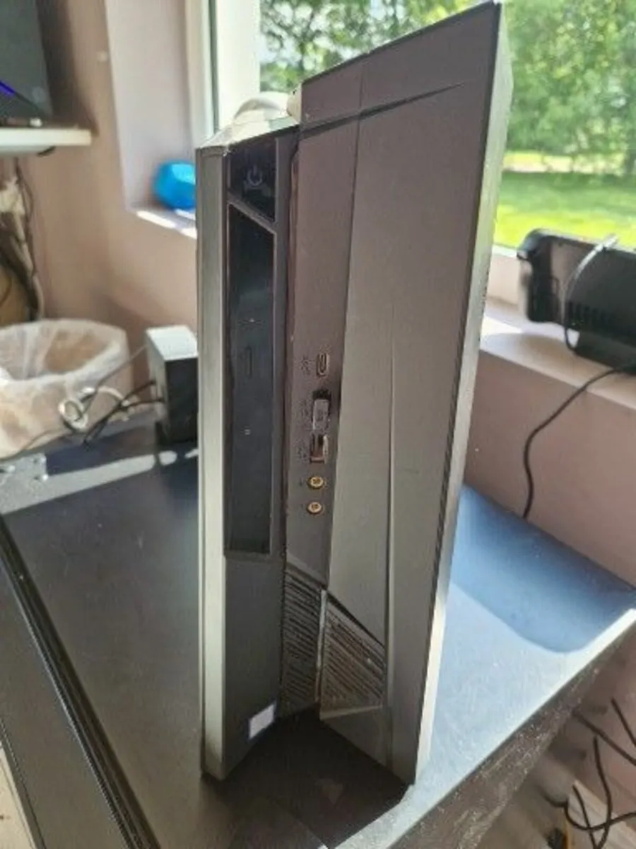 Small Form Factor PC + G923 Racing Sim setup - Image 2
