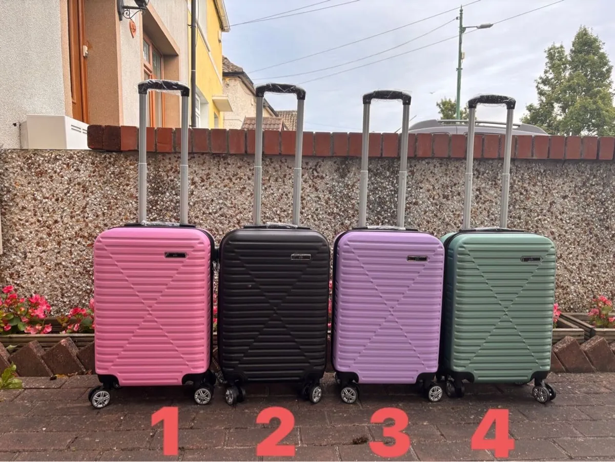 Suitcases/luggage’s - Image 1
