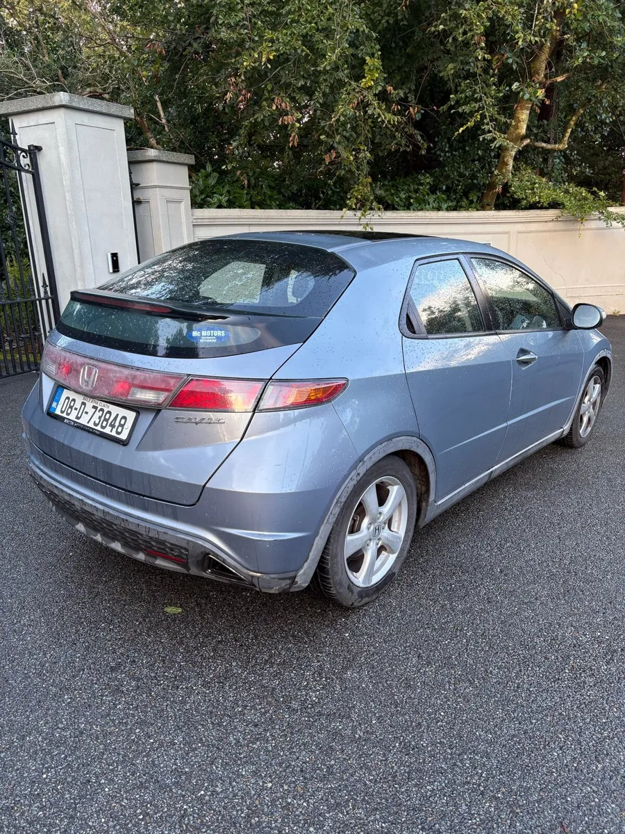 Honda civic - Image 4