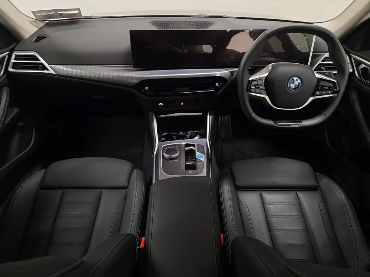 BMW i4 Edrive35 Sport LCI Comfort Pack - Image 4