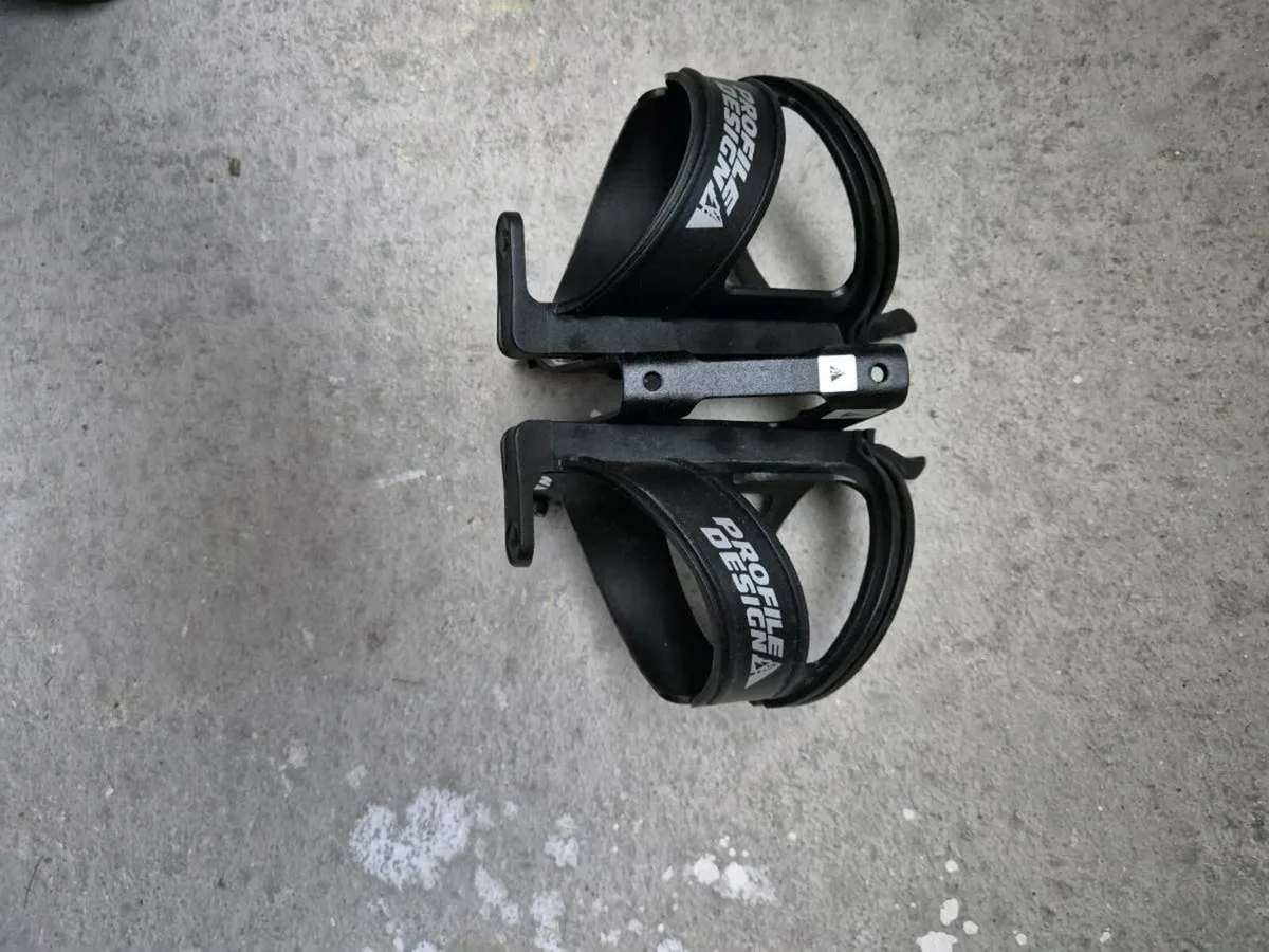 Saddle mounted bottle holder - Image 1