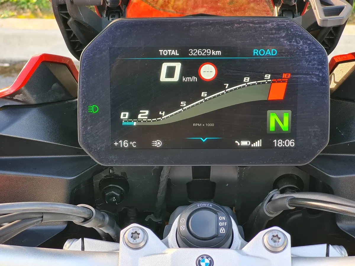BMW F 900 XR 2021 TE| 1 Owner| BMW Service History - Image 3