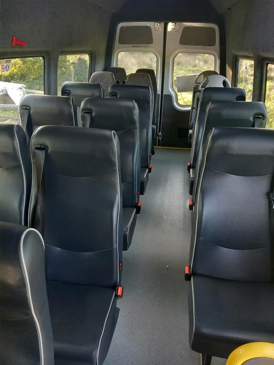 Bus - Image 4