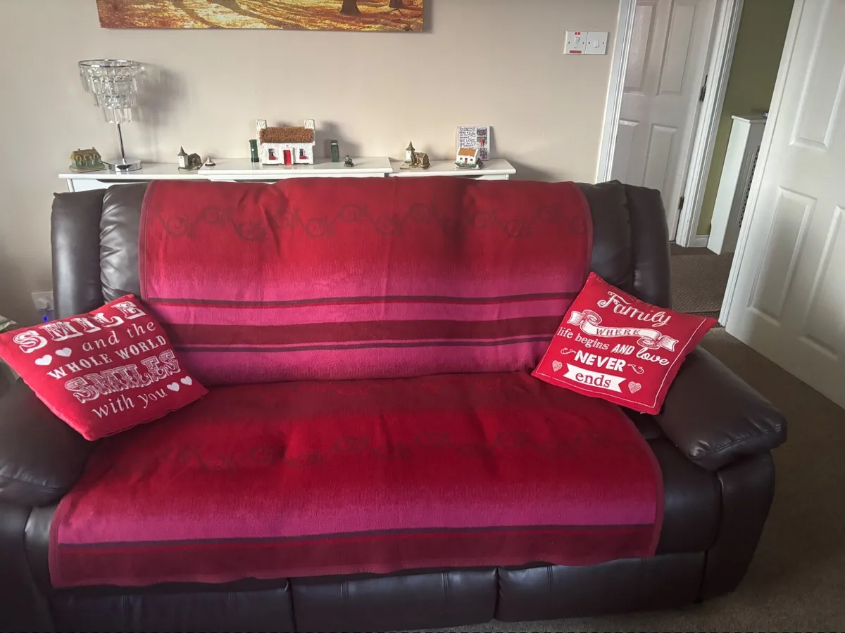 Sofa - Image 3
