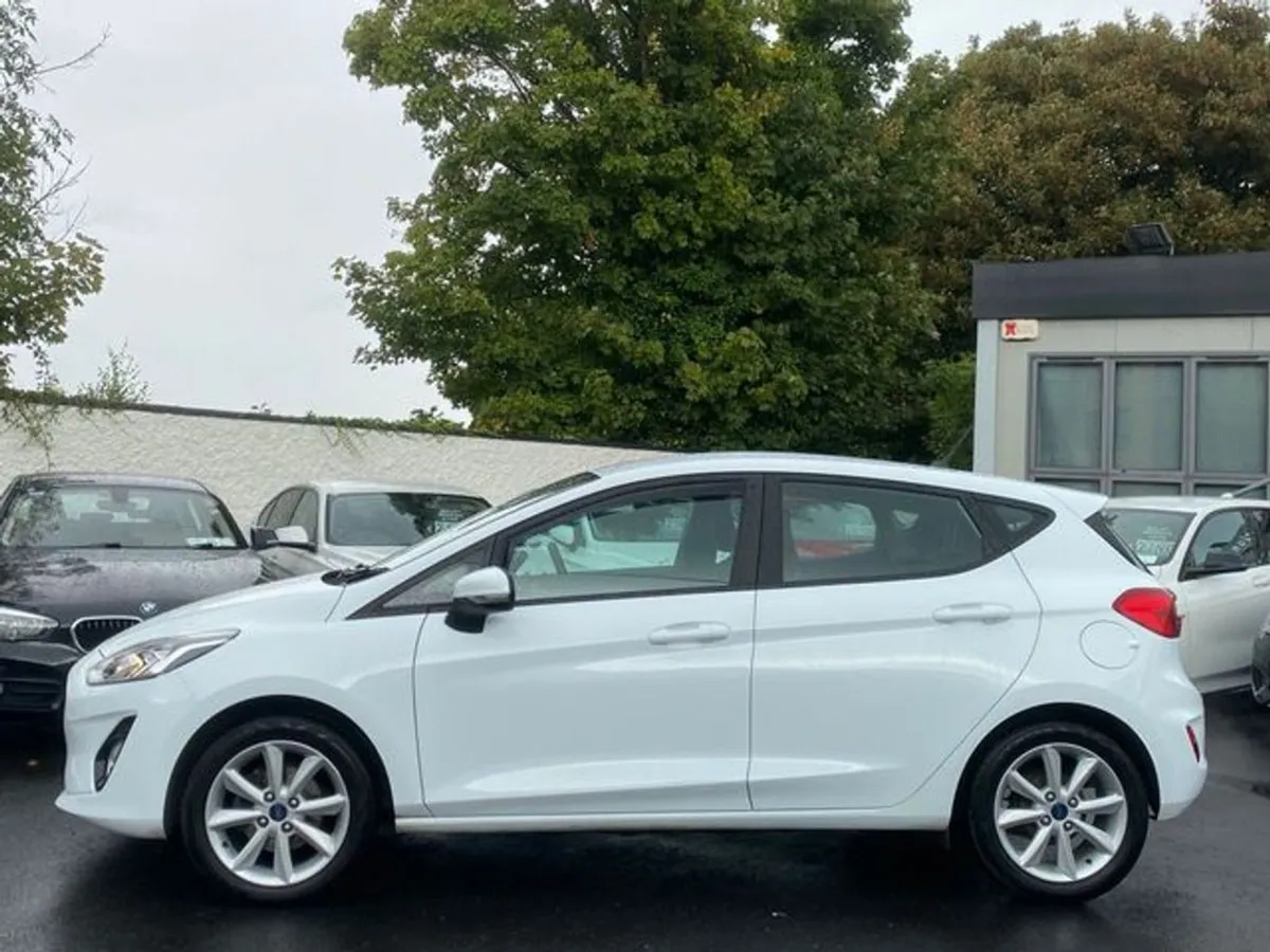 Ford Fiesta Zetec 1.1 Great Economy - Image 4