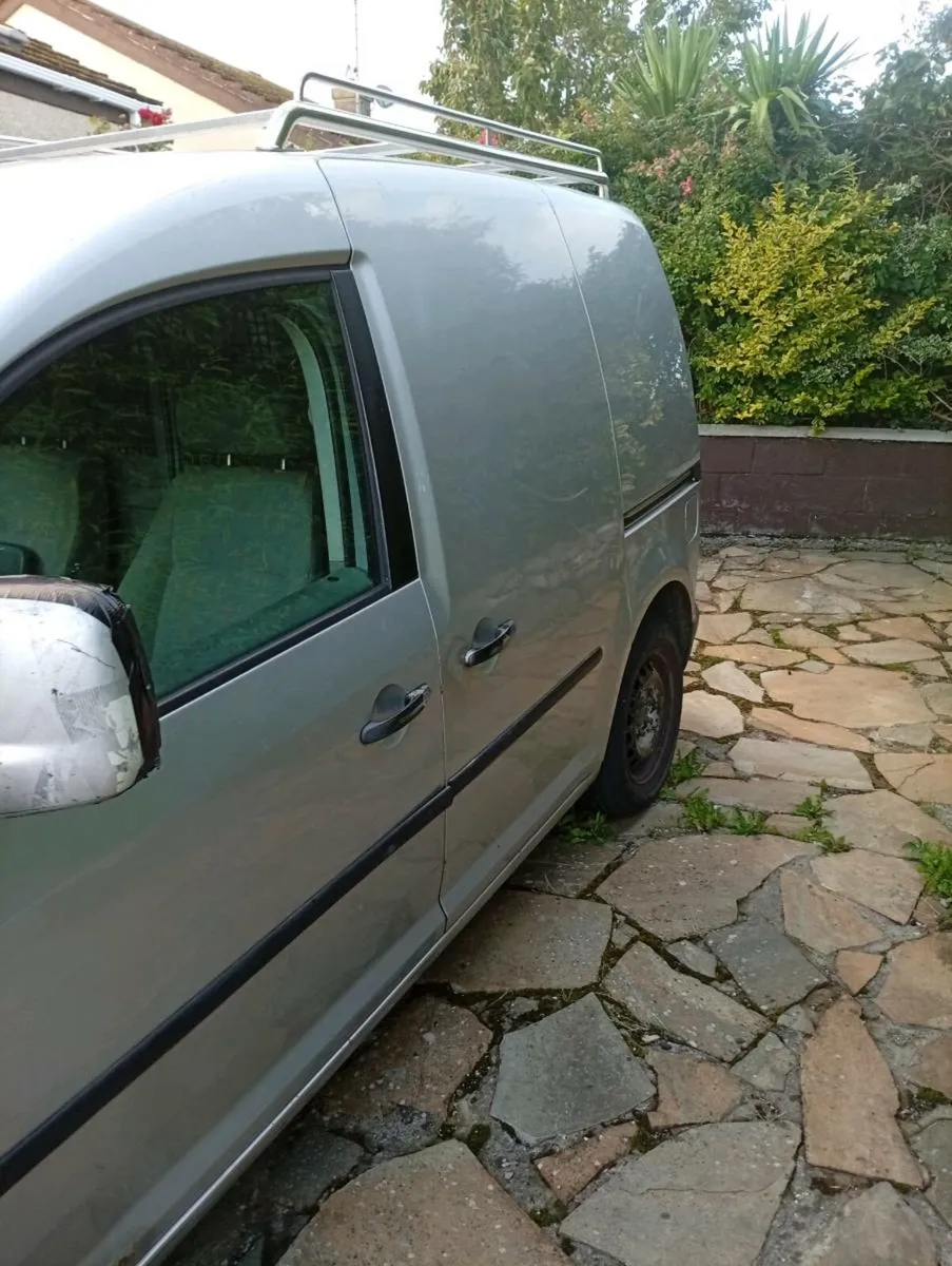 Volkswagen caddy - Image 3