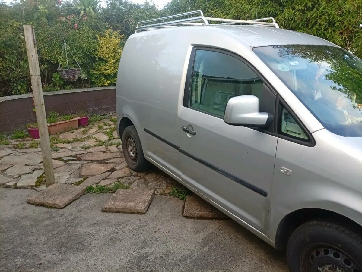 Volkswagen caddy - Image 4