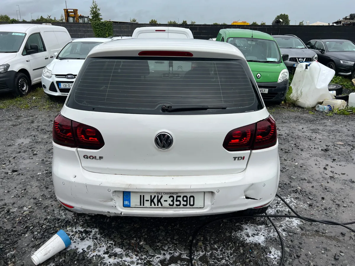 2011 Vw Golf 1.6 Tdi Match model - Image 2