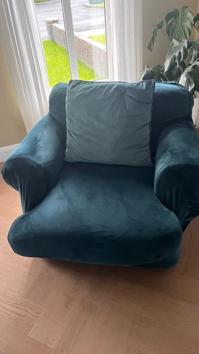 Sofa - Image 4
