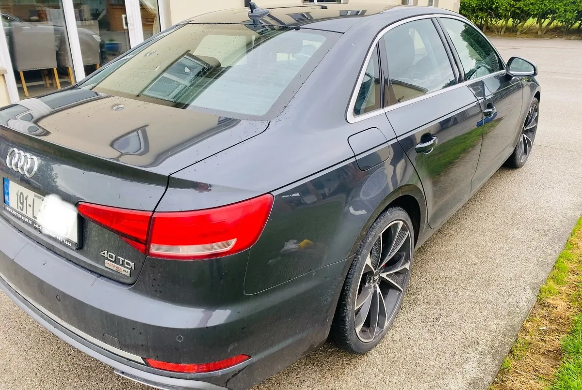 Audi A4 2019 - Image 3