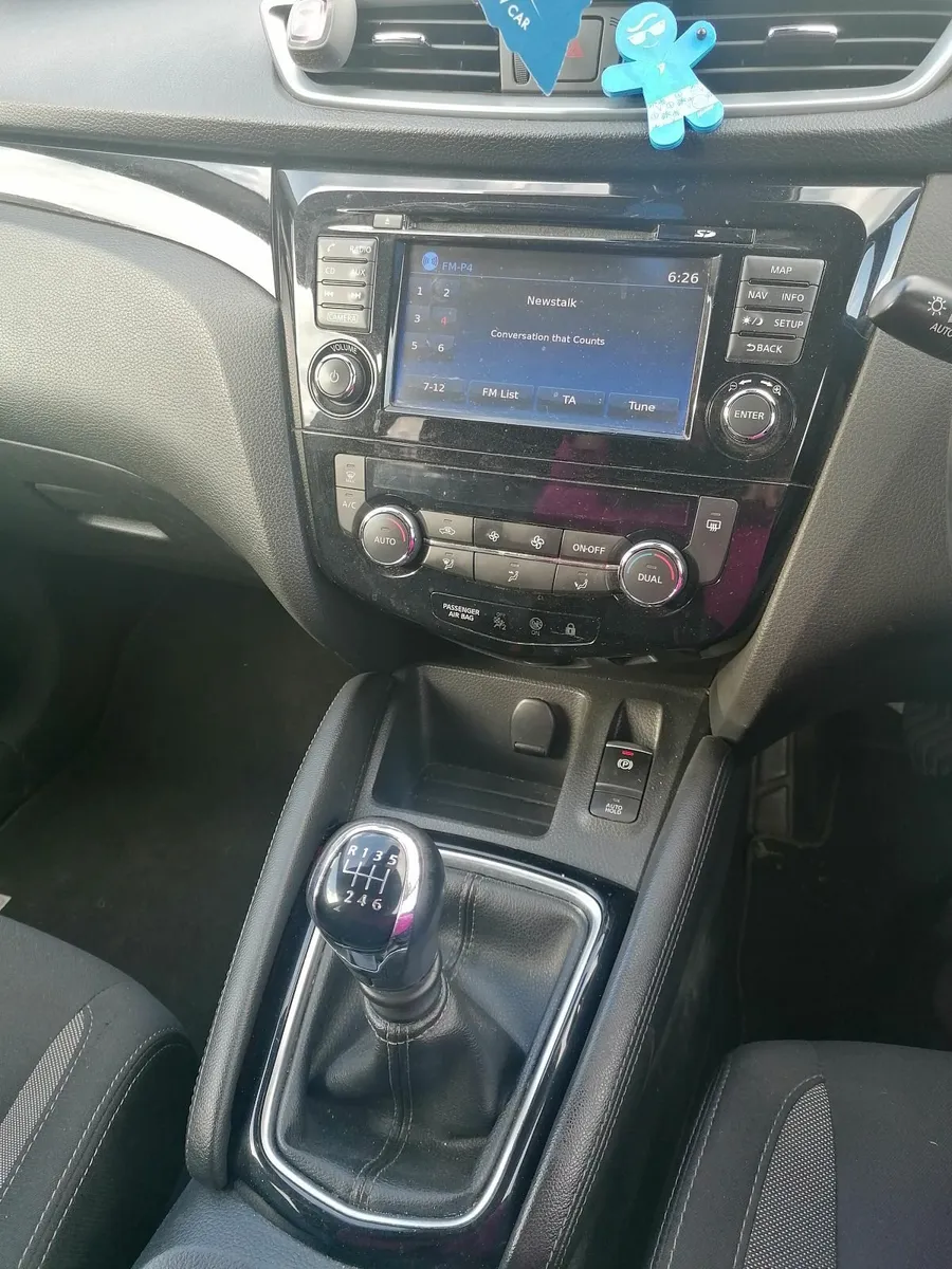 Nissan Qashqai 2018 - Image 2