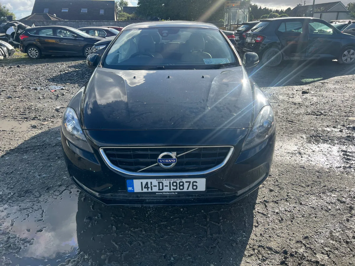 2014 Volvo V40 1.6 Diesel low kms - Image 1
