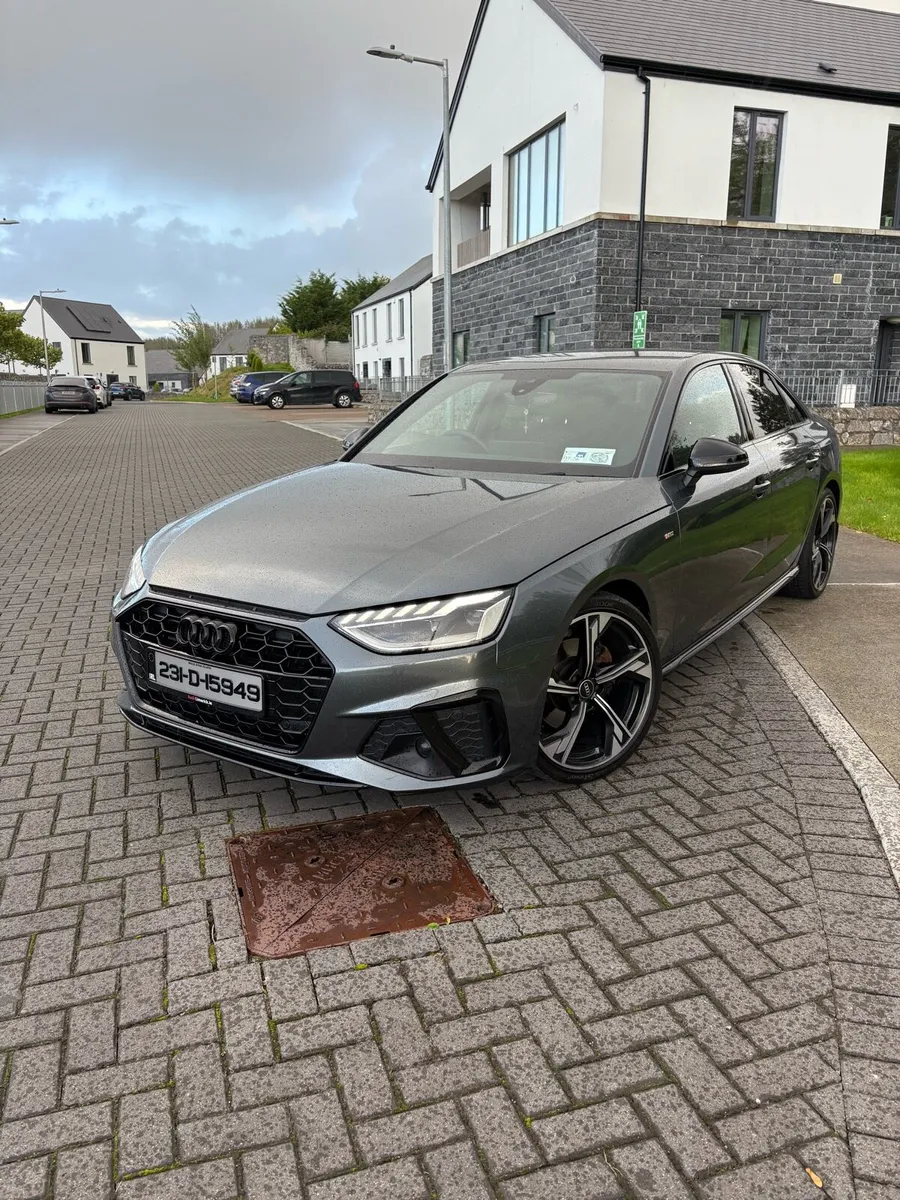 231 Audi a4 sline black edition - Image 3