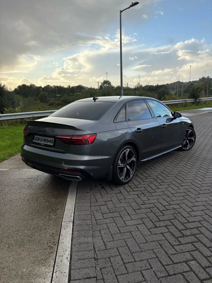 231 Audi a4 sline black edition - Image 4