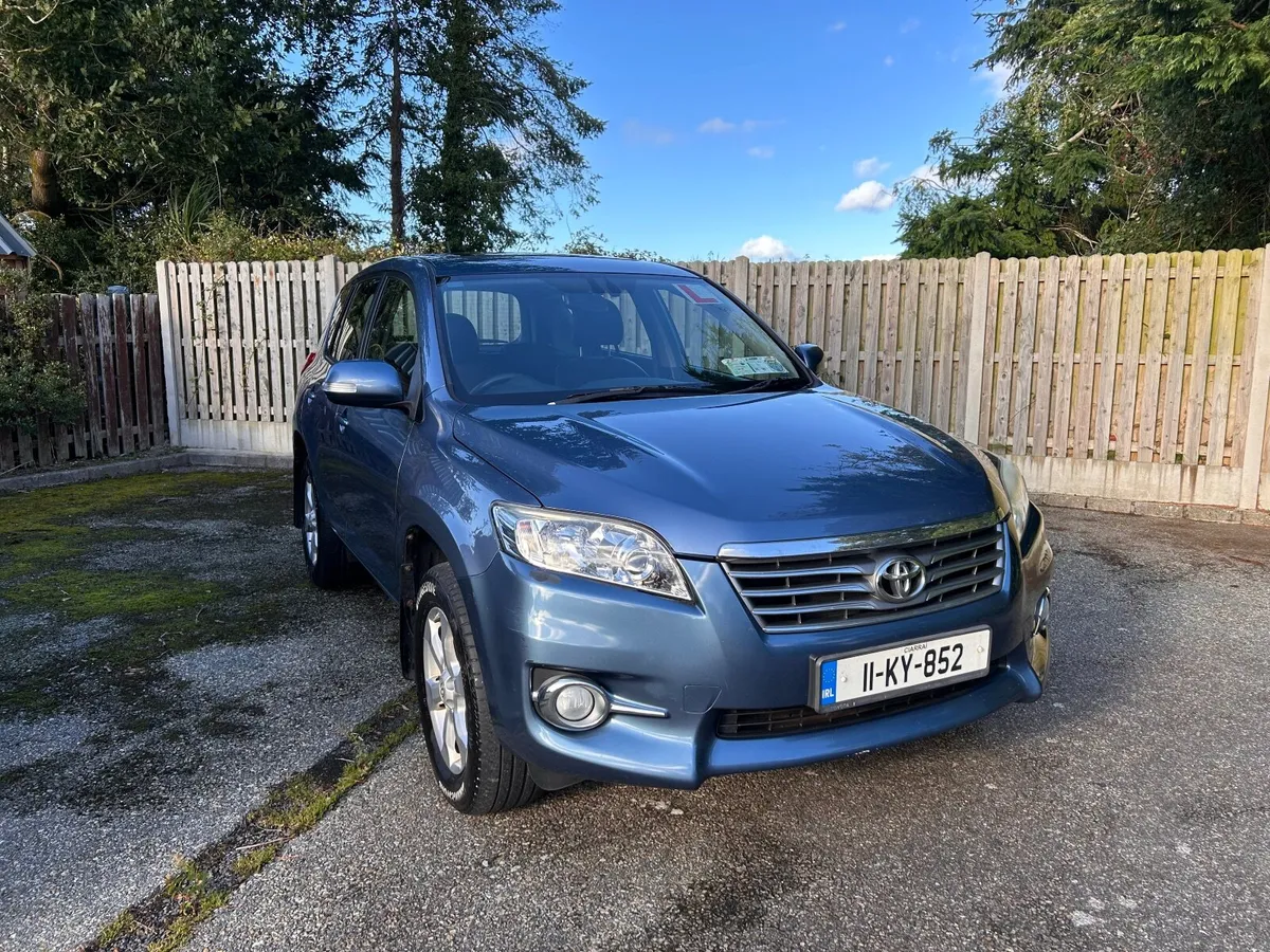 Toyota RAV4 2011 - Image 3