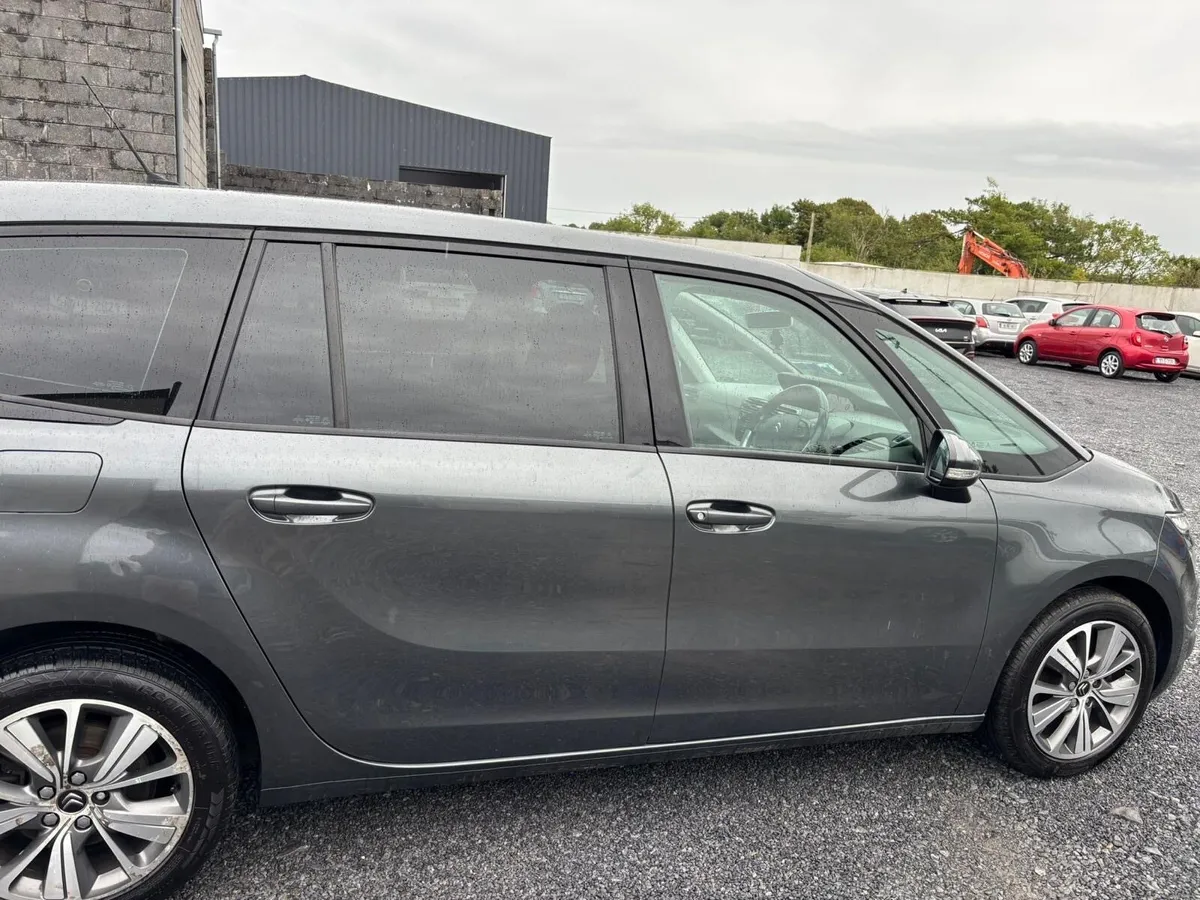 161 CITROEN PICASSO 7 SEATS - Image 3