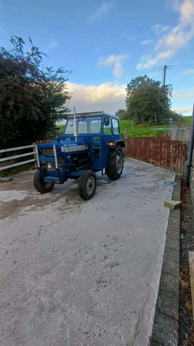 Ford 3000 - Image 1