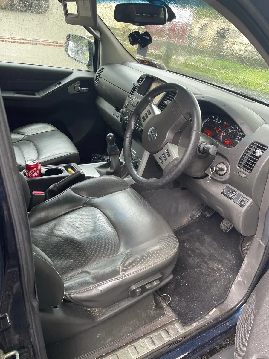 Nissan navara - Image 2