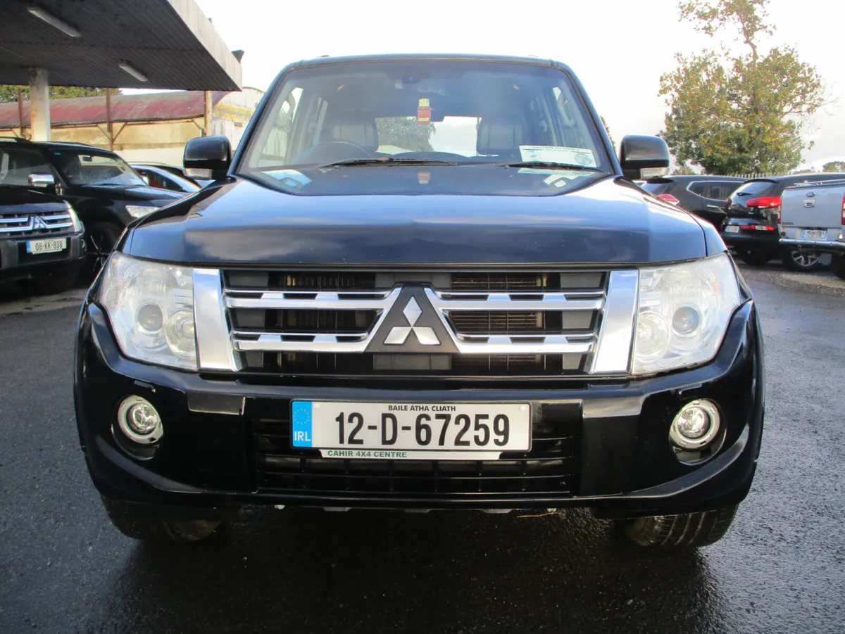 Mitsubishi Pajero 3.2 DID LWB COMM AUTO - Image 2