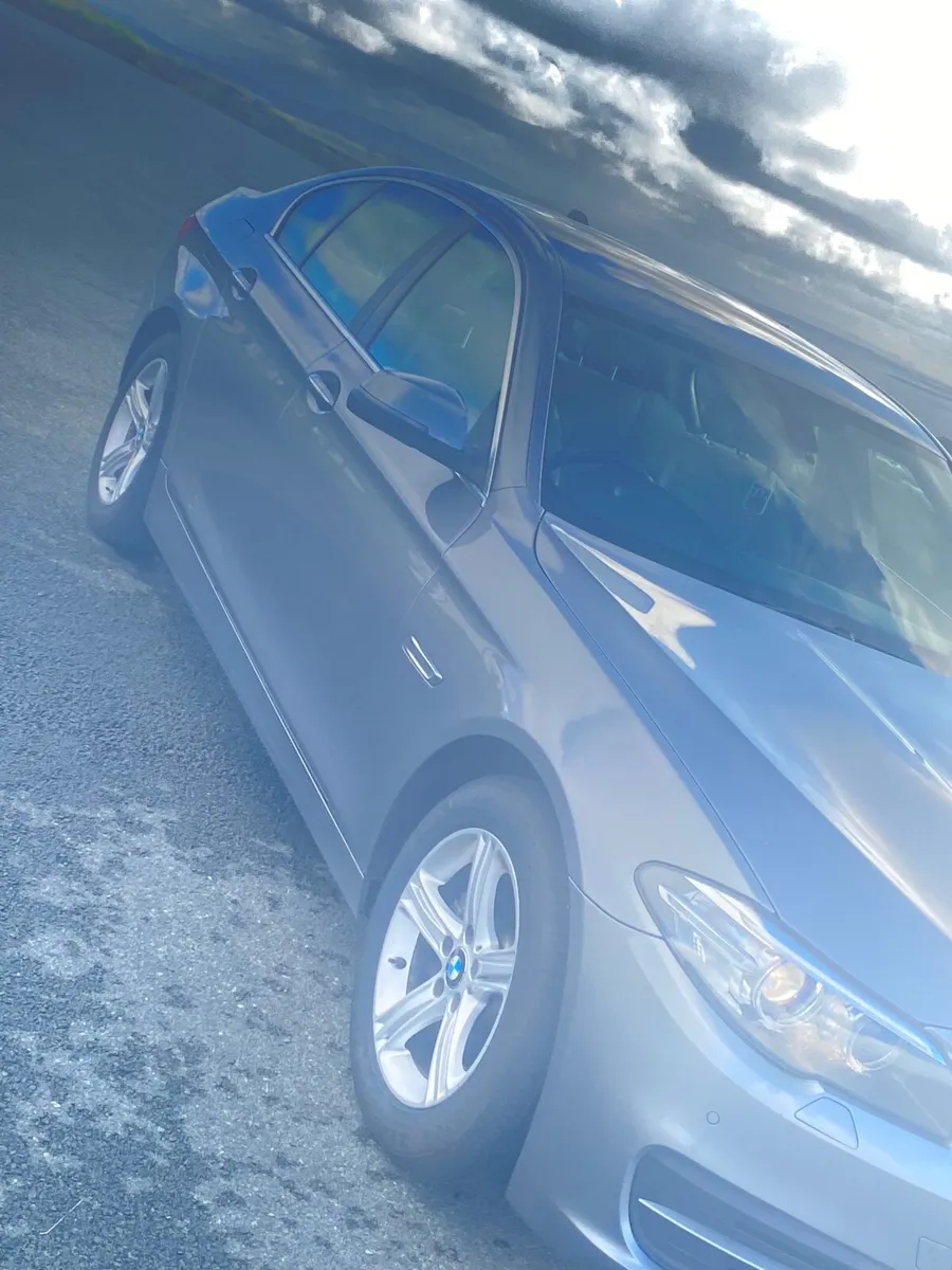 BMW 5-Series 2016 - Image 4