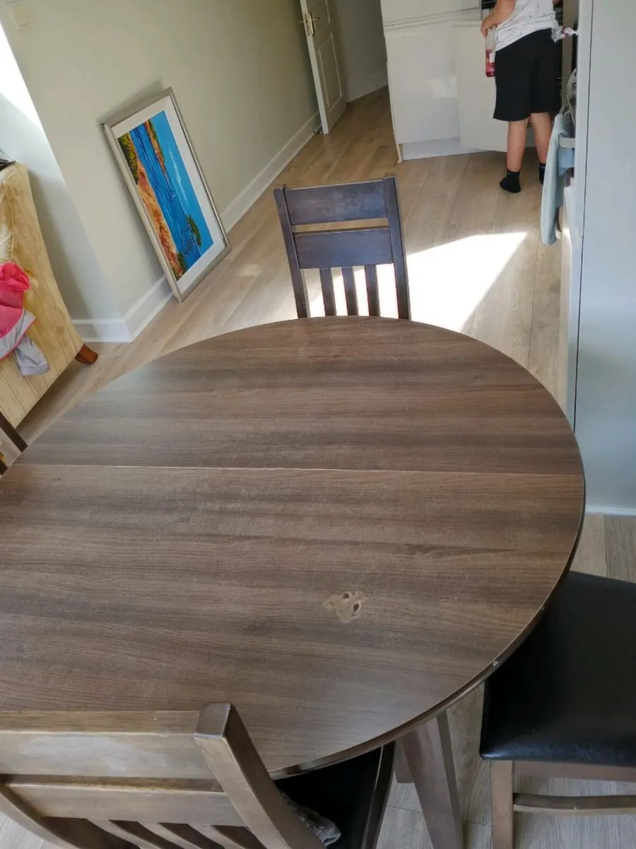 Kitchen table - Image 2