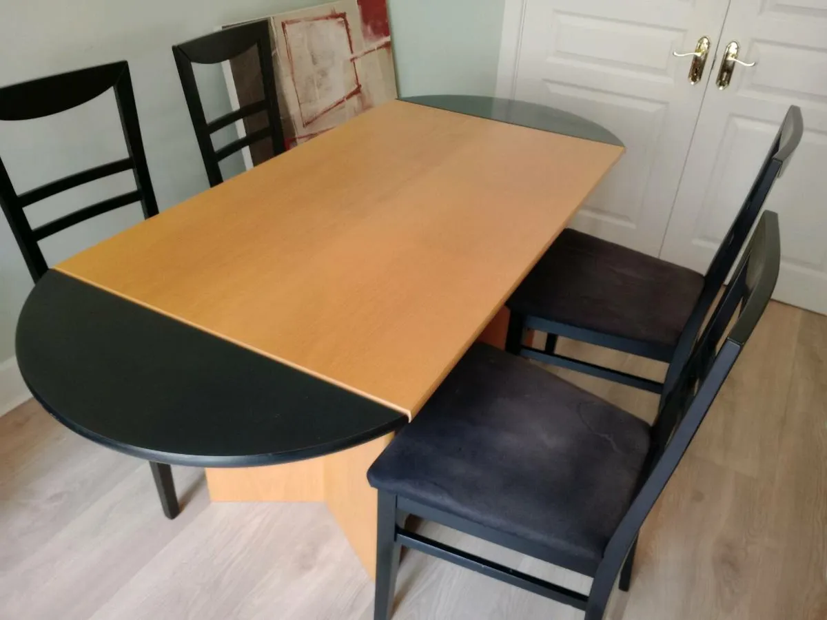 Kitchen table - Image 2