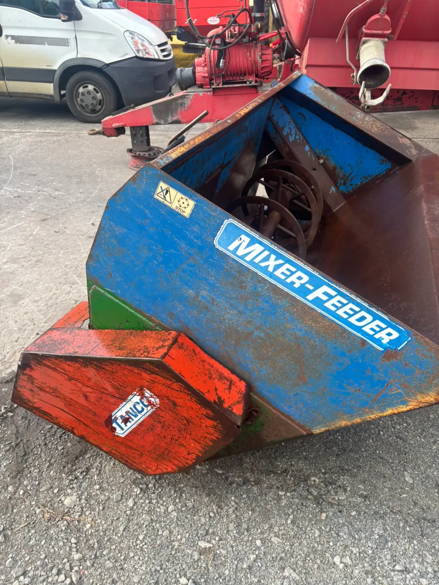 TANCO MEAL FEEDER - Image 1