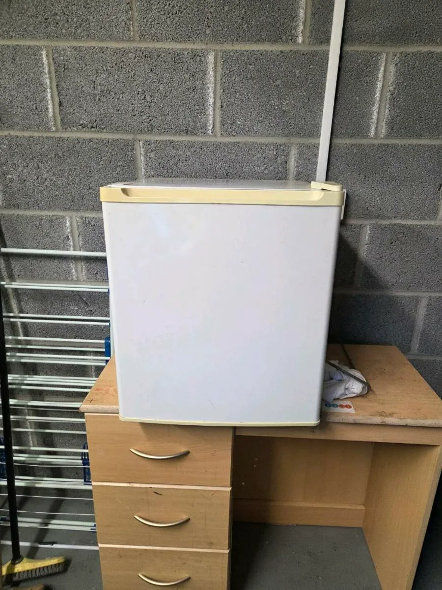 Table top fridge freezer - Image 1