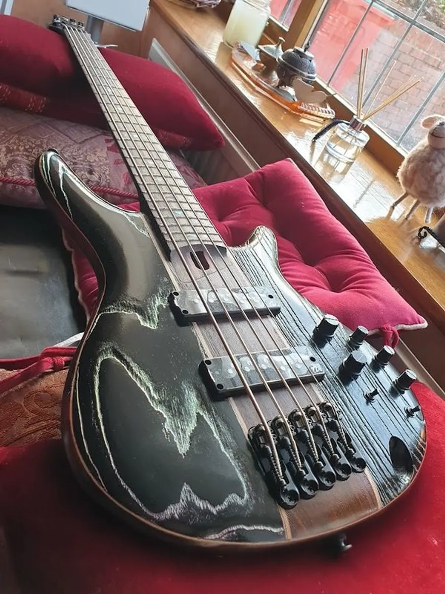 Ibanez SR1305SB-MGL Premium Soundgear (2024) - Image 1