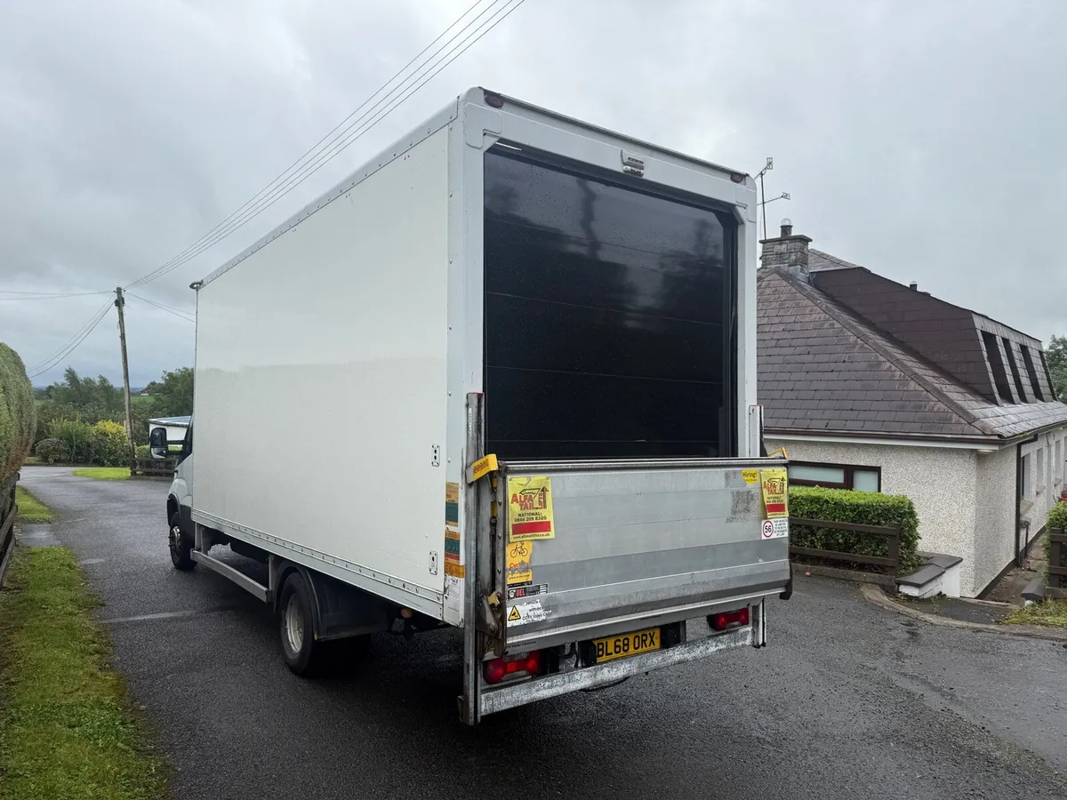 2019 Iveco Daily 70C18 3.0 Auto Luton Box Van - Image 4