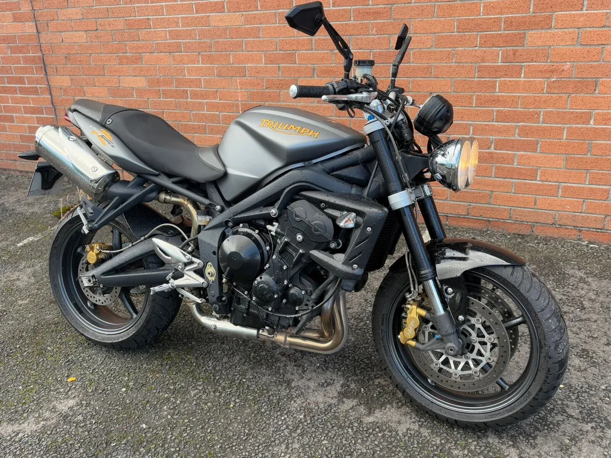 2009 TRIUMPH STREETRIPLE 675 R - Image 2