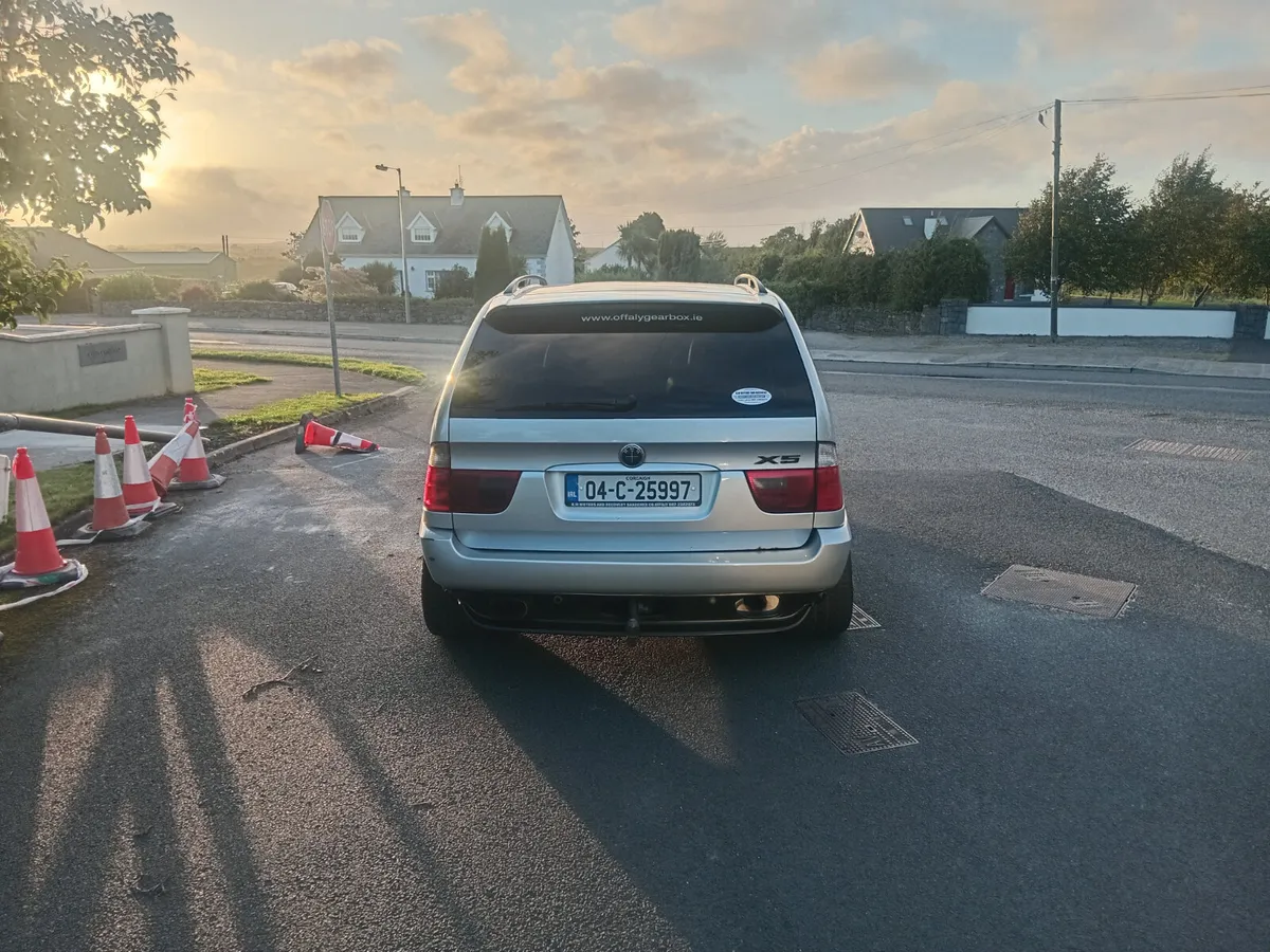 BMW X5 2004 - Image 4