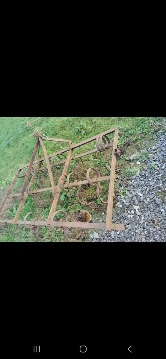 2 x vintage harrows - Image 2