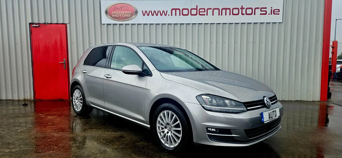 Volkswagen Golf auto 1.2 dsg comfortline low kms - Image 2