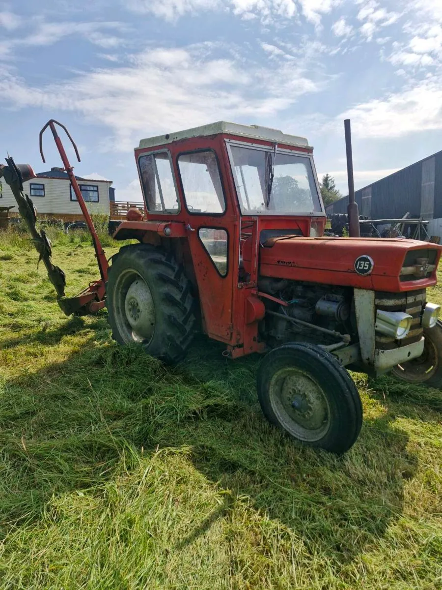 Massey 135 - Image 1