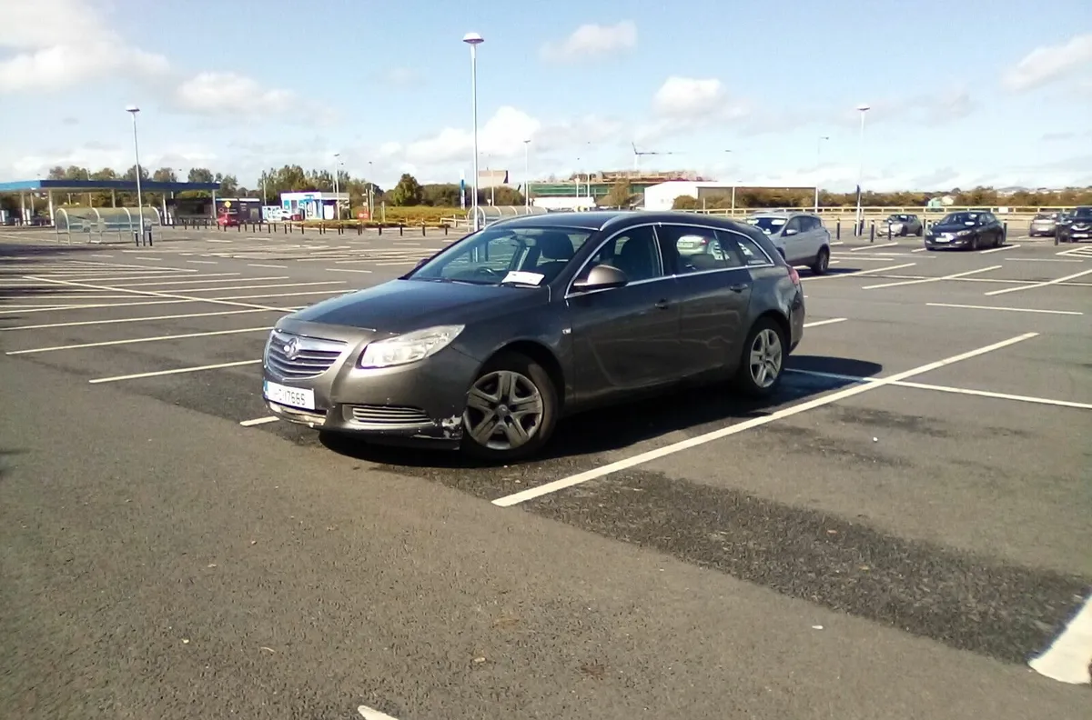 Vauxhall Insignia 2011 - Image 3