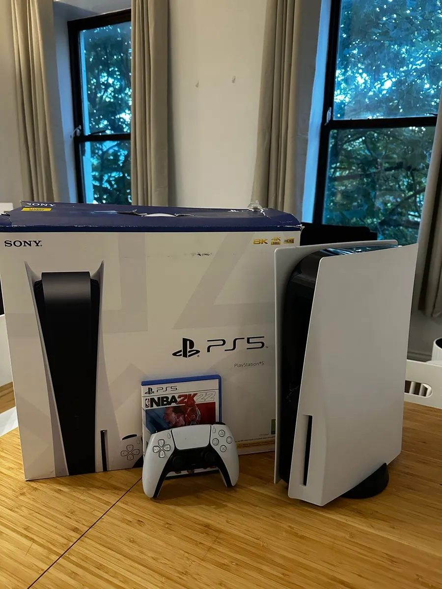 PlayStation 5 - Image 1