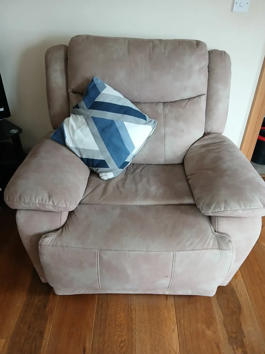 Furniture - Image 4