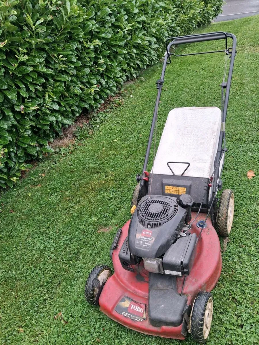 22" toro self drive Lawnmower - Image 2