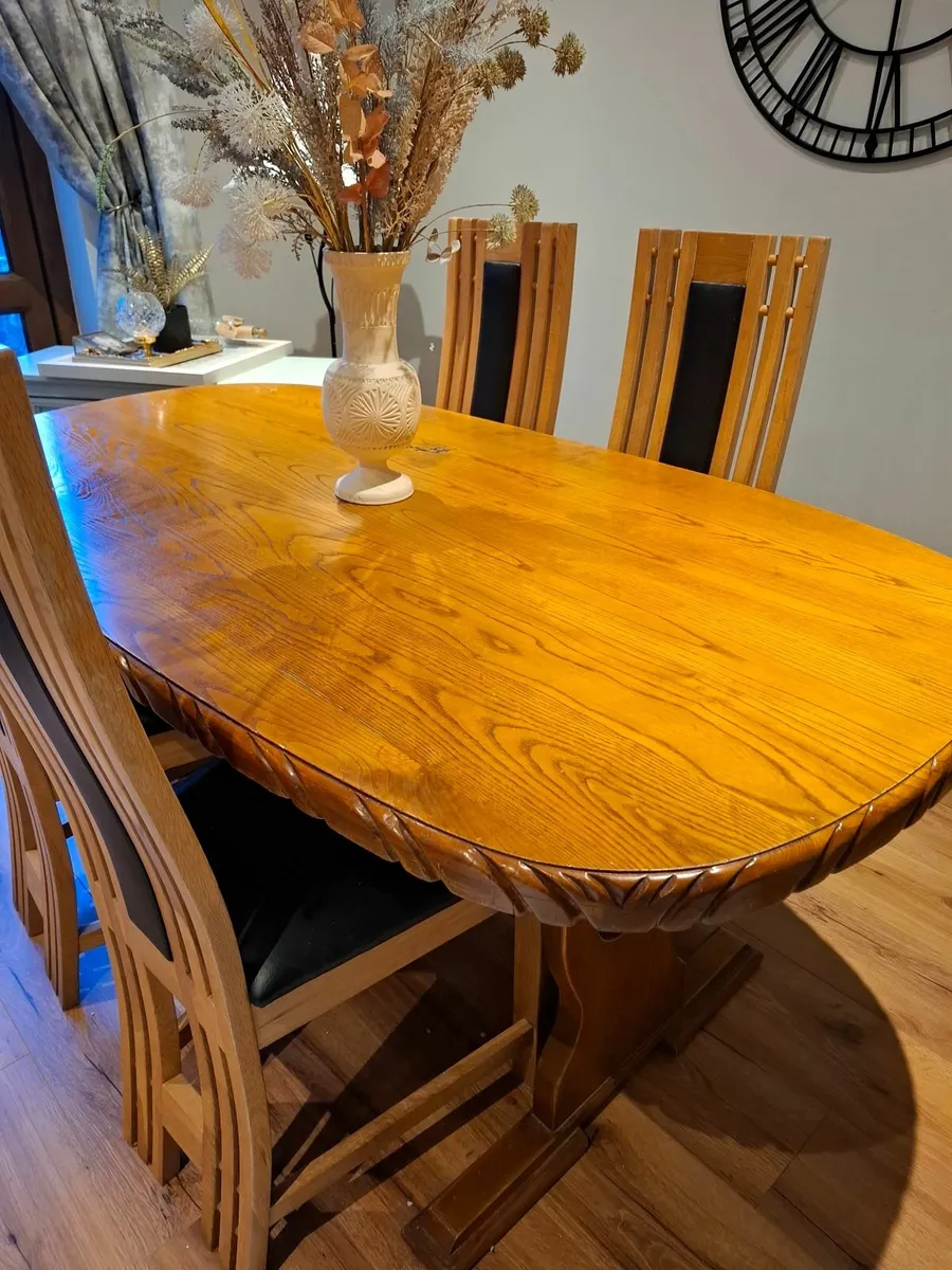 Dining table and 4 chairs - Image 2