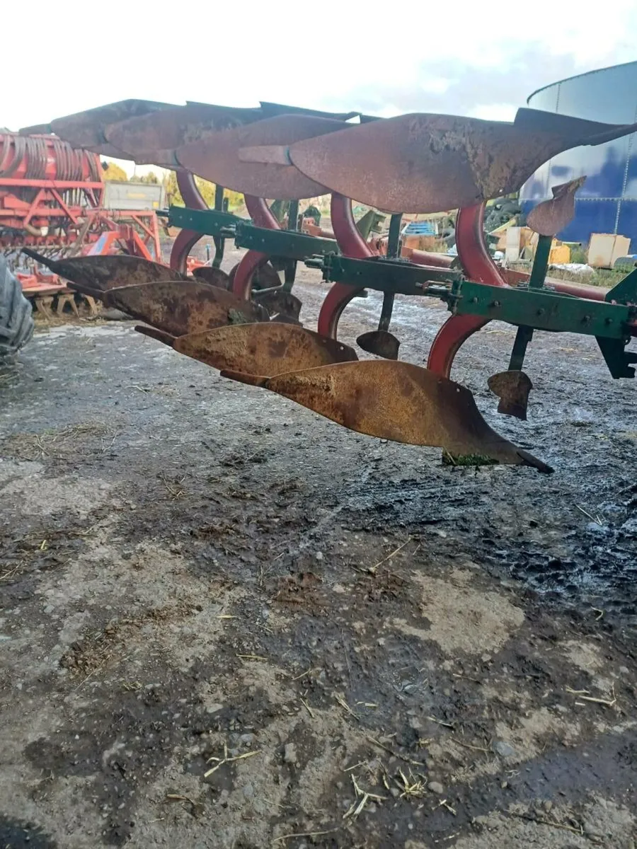 Kevreland Plough for sale no vat - Image 3
