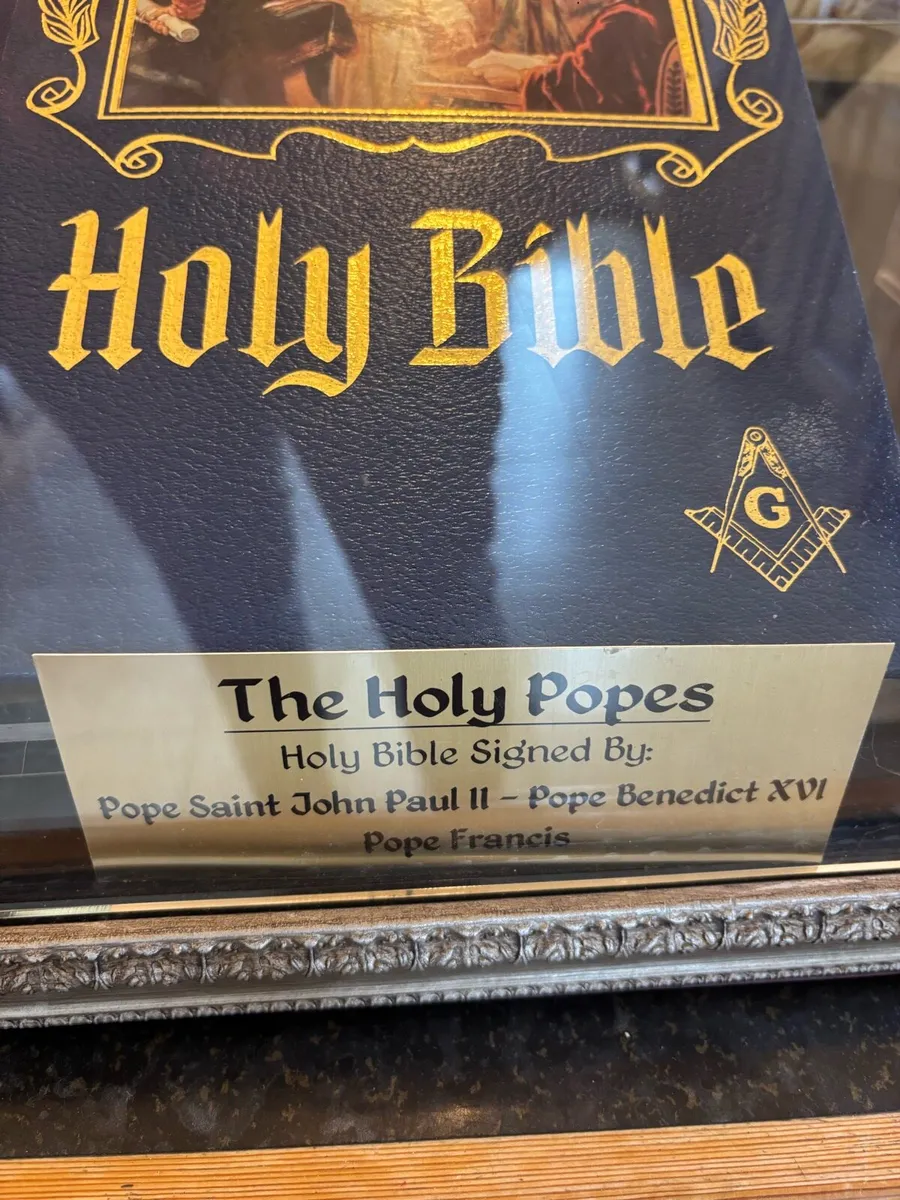 Signed Pope Saint John Paul II, Popes Benedict XVI - Image 1