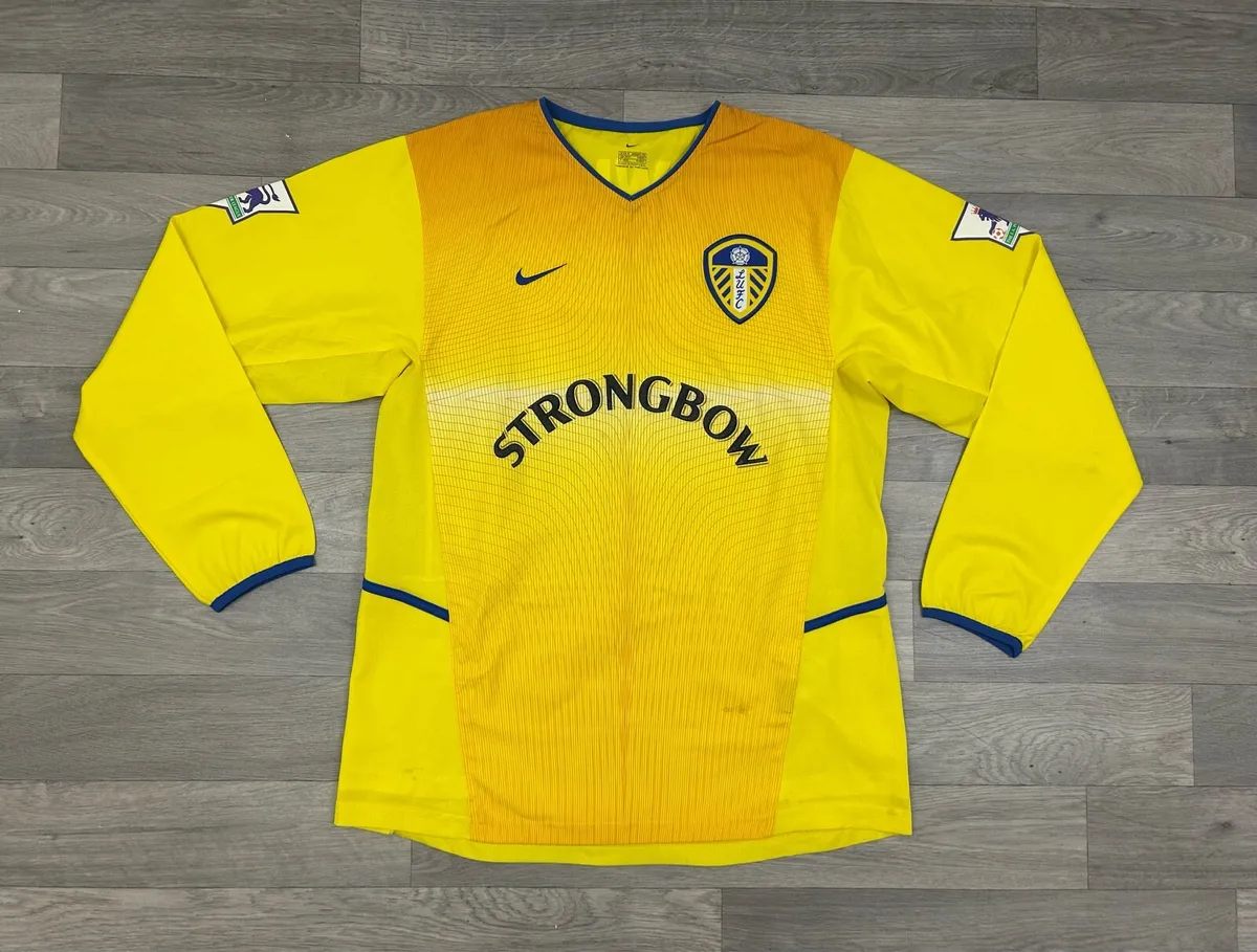 Vintage 2002 Nike Leeds United Fowler L/S Jersey - Image 4