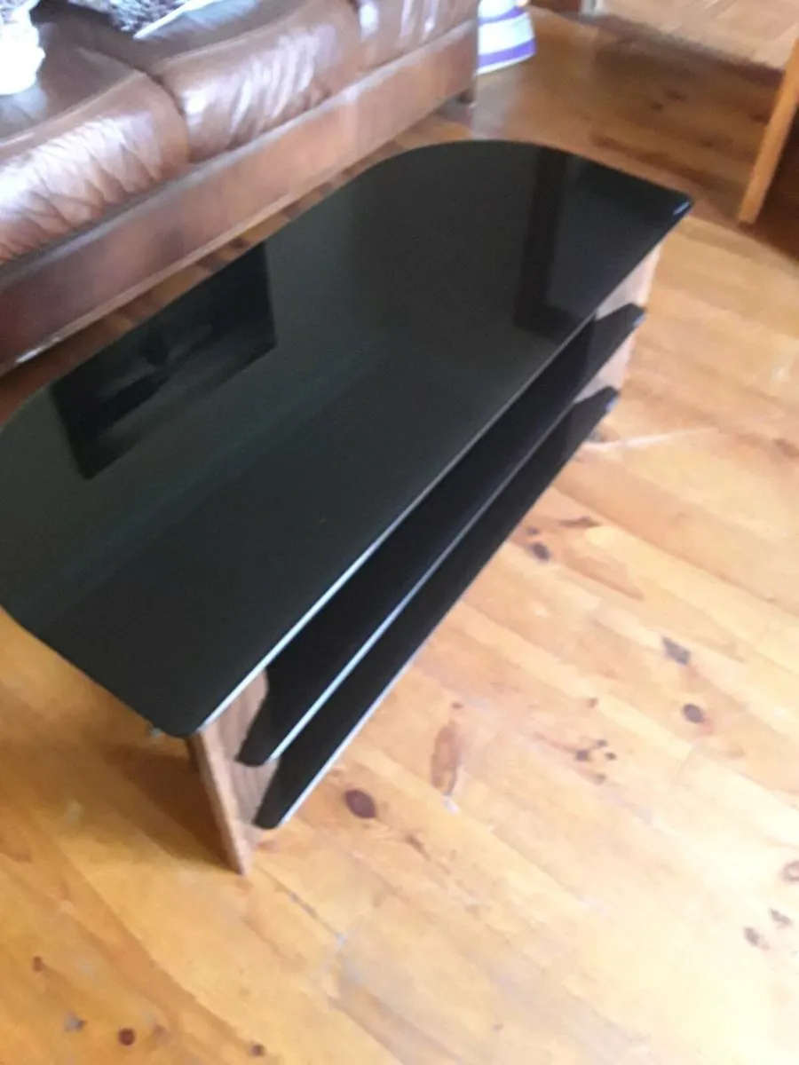 Glass TV cabinet - Image 2