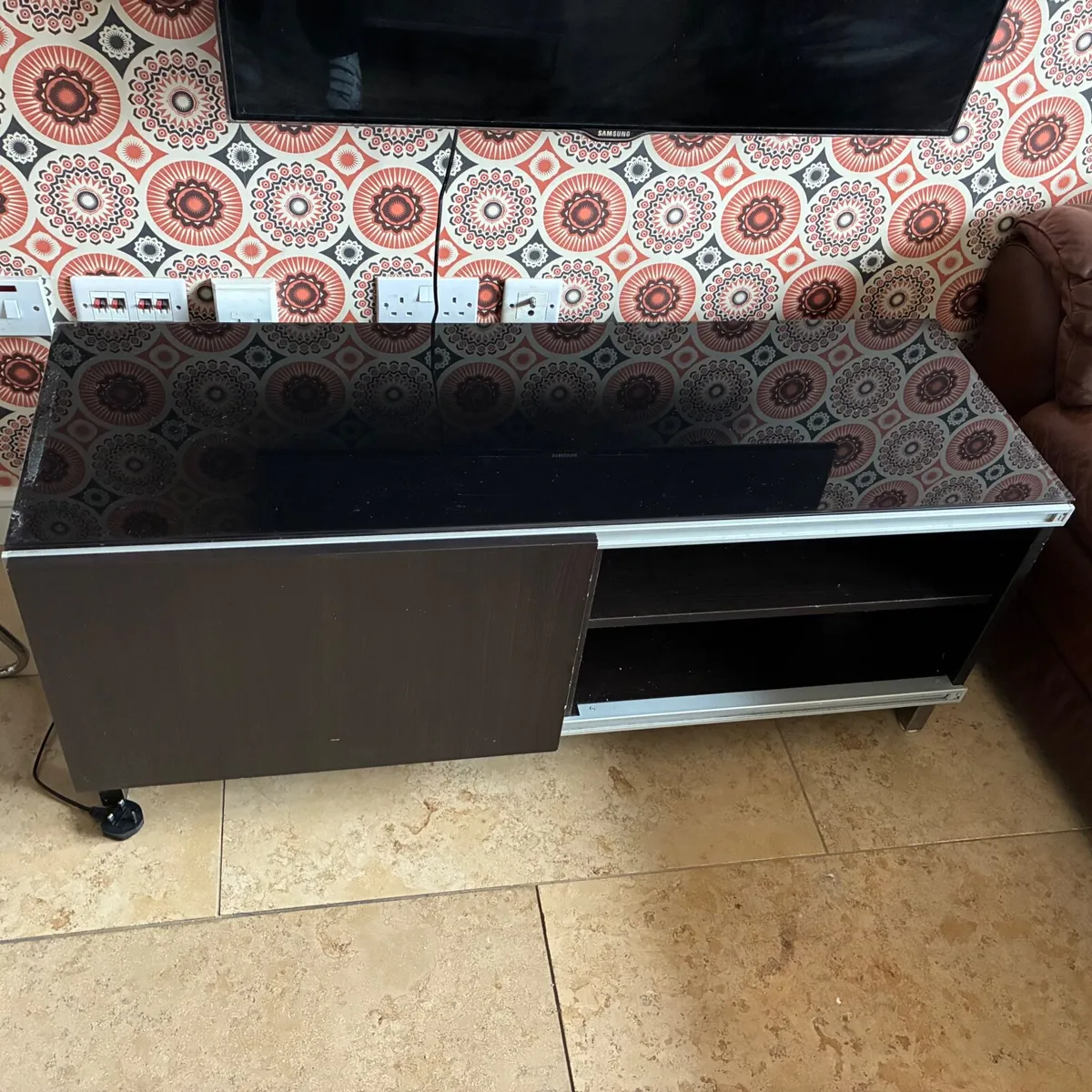 TV cabinet - bench - Image 1
