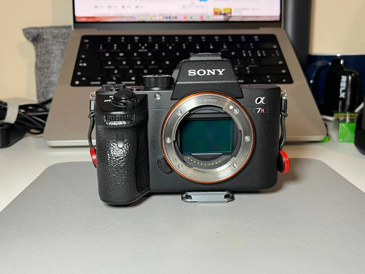 Sony A7R III Full-Frame Mirrorless Camera - Image 1