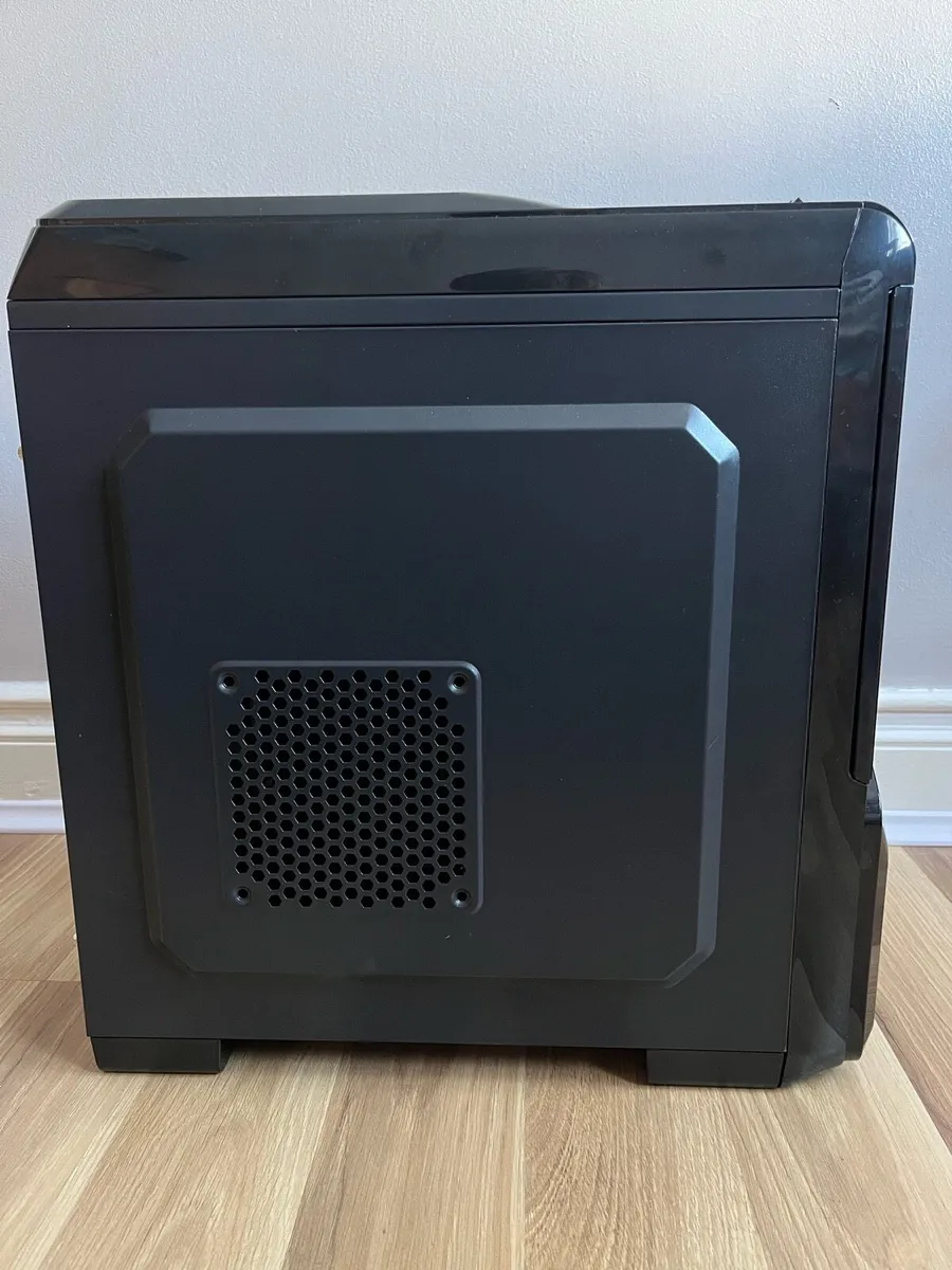 LC-Power PC Case + Thermaltake 530W Power Supply - Image 3